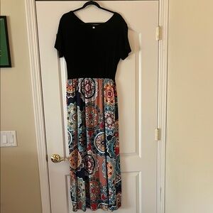 Black and Multicolor Patterned Maxi Dress